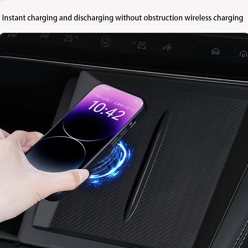 Silicone Antislip Protective Cover for Wireless Charge Pad Tesla Model 3+ Highland / Model Y+ Juniper - TESLARY Tesla Shop Accessories Europe Nederlands Dublin Cork Ireland Deutschland Espana Alicante France Italia