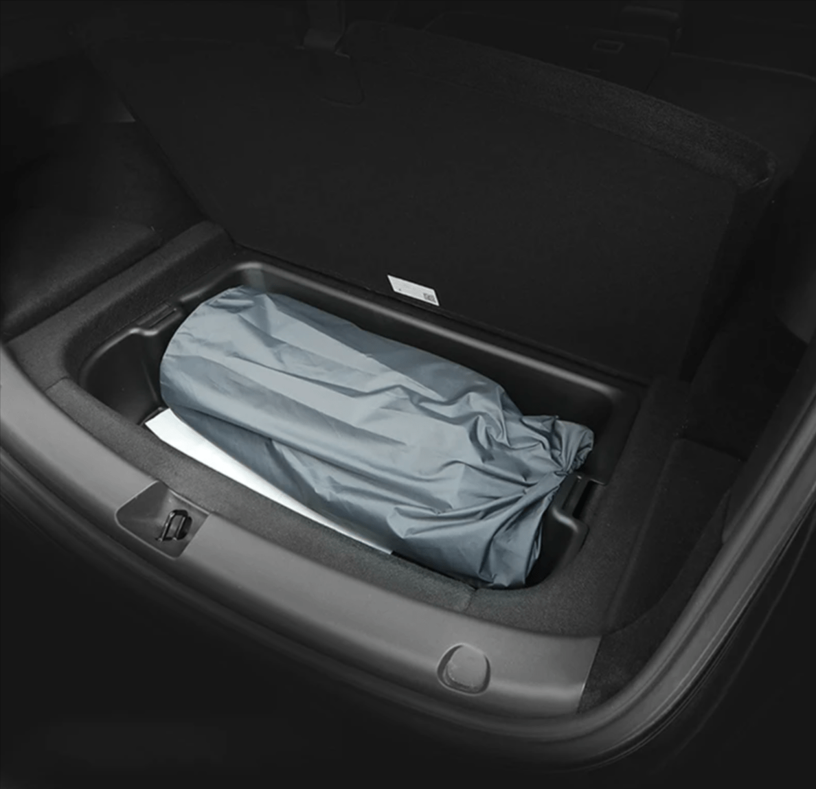 Tesla Model 3/ 3+ Highland Camping Mattress Inflatable - TESLARY Tesla Shop Accessories Europe Nederlands Dublin Cork Ireland Deutschland Espana Alicante France Italia