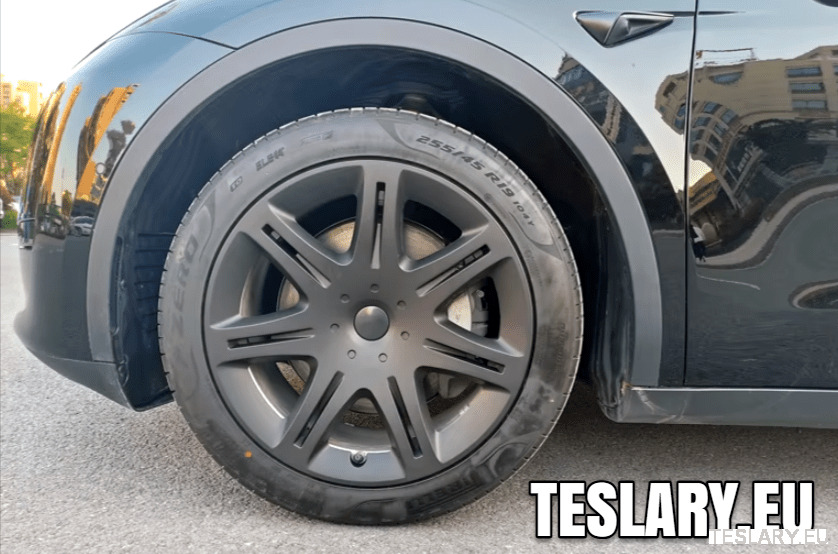 TESLA MODEL Y 19" UNIQUE S9 FULL COVER WHEEL HUBS - TESLARY Tesla Shop Accessories Europe Nederlands Dublin Cork Ireland Deutschland Espana Alicante France Italia