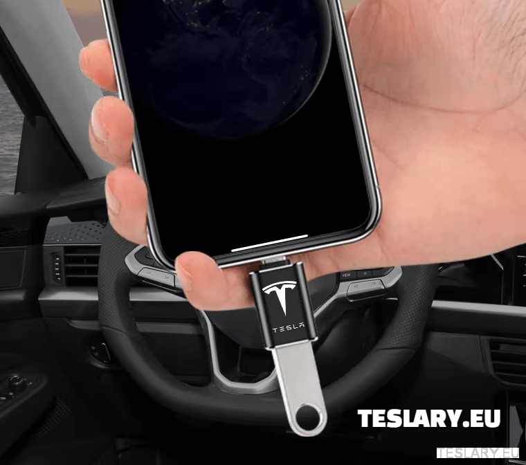Tesla USB TYPE C to USB Adapter for Model 3 Y S X LOGO - TESLARY Tesla Shop Accessories Europe Nederlands Ireland Deutschland Espana Alicante France Italia