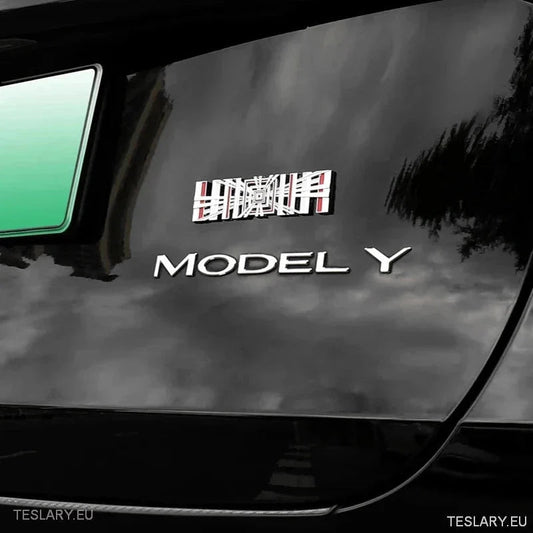 Cómo Personalizar Tesla Model Y con Emblema Único