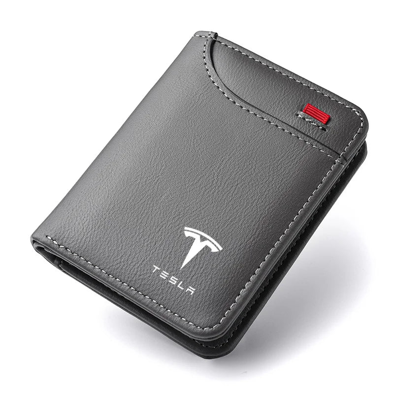 Mini Portafoglio in Pelle per Proprietari Tesla: Comfort e Stile