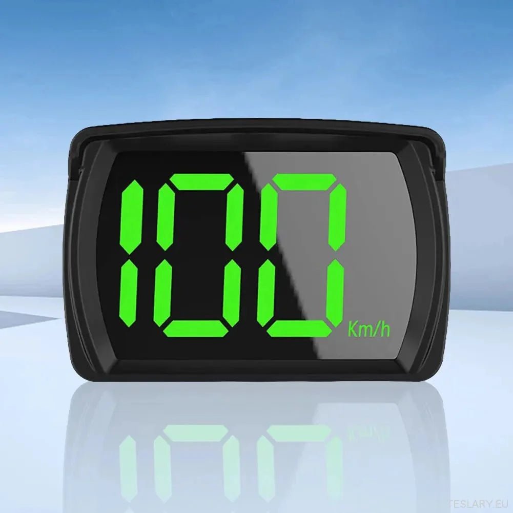 Universal GPS Speedometer Elevates Driving Experience