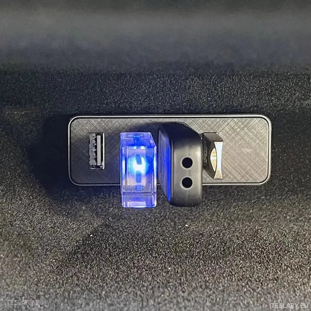 Tesla 3 Highland Glove Box Docking Station 4 Ports