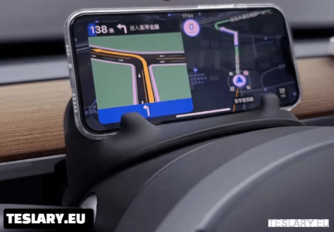 Steering Wheel Front Storage + Phone Holder for Tesla Model 3 / Y - TESLARY Tesla Shop Accessories Europe Nederlands Dublin Cork Ireland Deutschland Espana Alicante France Italia
