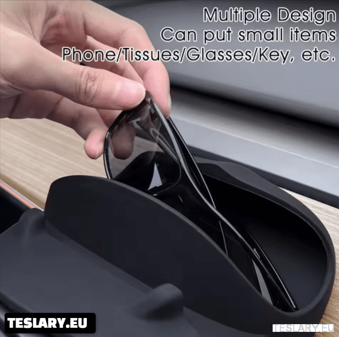 Steering Wheel Front Storage + Phone Holder for Tesla Model 3 / Y - TESLARY Tesla Shop Accessories Europe Nederlands Dublin Cork Ireland Deutschland Espana Alicante France Italia