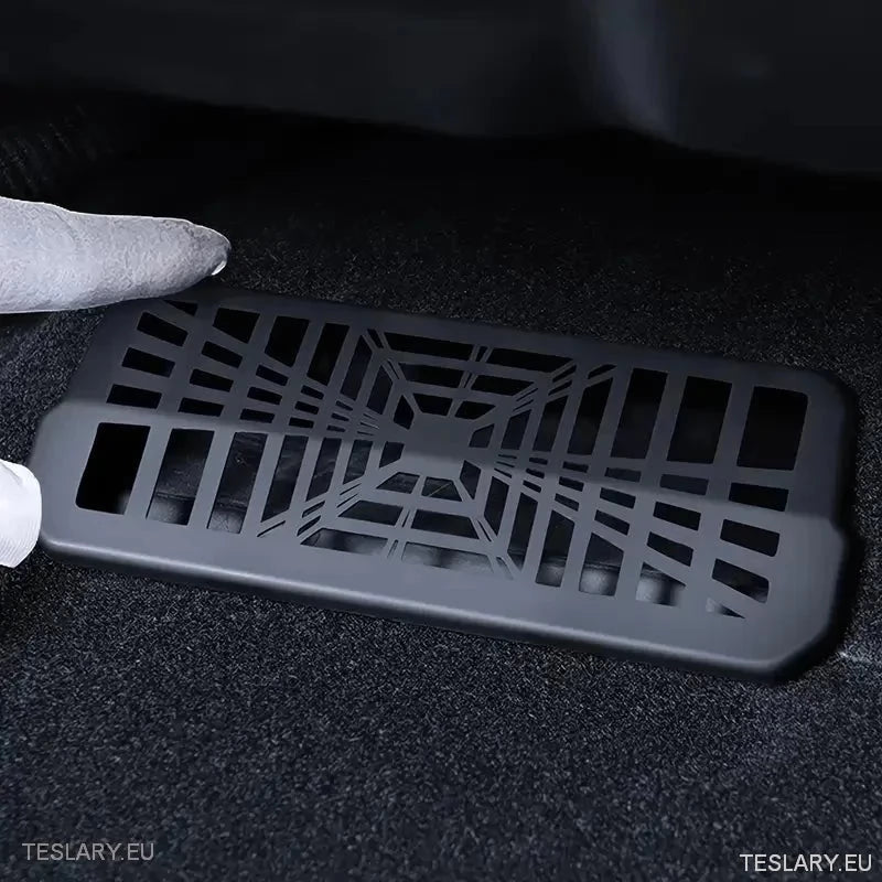 Tesla 3 Highland Under Seat Air Outlet Cover Plaid Style ( 2 Pieces ) - TESLARY Tesla Shop Accessories Europe Nederlands Ireland Deutschland Espana Alicante France Italia