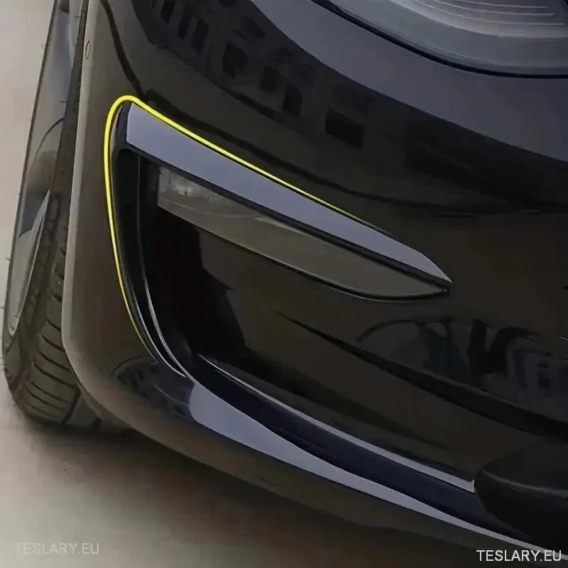 Tesla 3 Log Lights Wind Splitter - Gloss Black - TESLARY Tesla Shop Accessories Europe Nederlands Ireland Deutschland Espana Alicante France Italia
