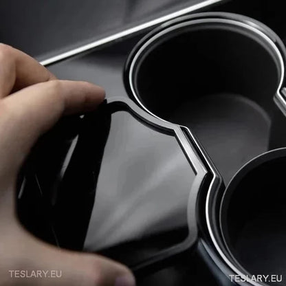 Tesla 3/Y Centre Console Key Holder - TESLARY Tesla Shop Accessories Europe Nederlands Ireland Deutschland Espana Alicante France Italia