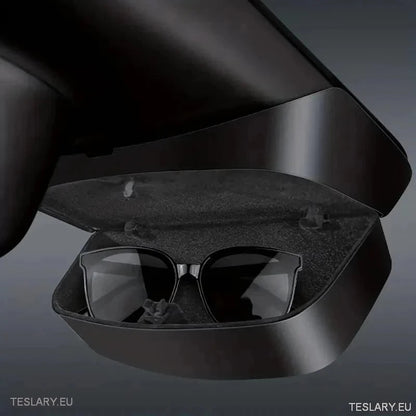 Tesla 3/Y Glasses Storage Organiser - TESLARY Tesla Shop Accessories Europe Nederlands Ireland Deutschland Espana Alicante France Italia