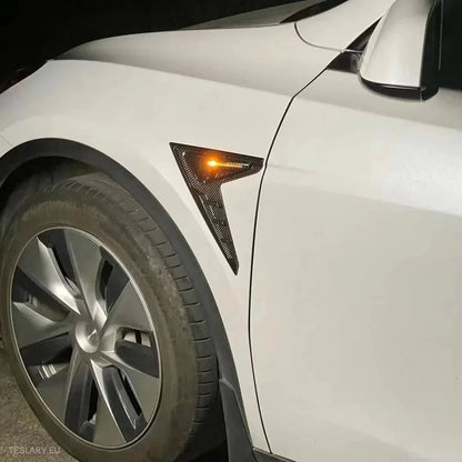 Tesla 3/Y Side Camera Thunder Wing Blade Design - TESLARY Tesla Shop Accessories Europe Nederlands Ireland Deutschland Espana Alicante France Italia