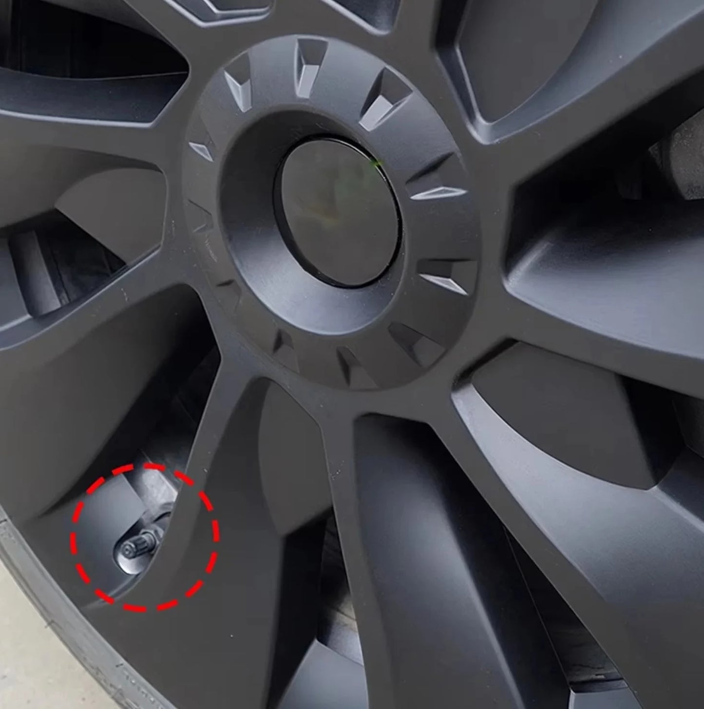 Tesla Model 3 18 "Unikalna wydajność S23 - Gun Metal Grey